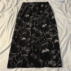 Jan Leslie Black and Silver Floral Pencil Skirt